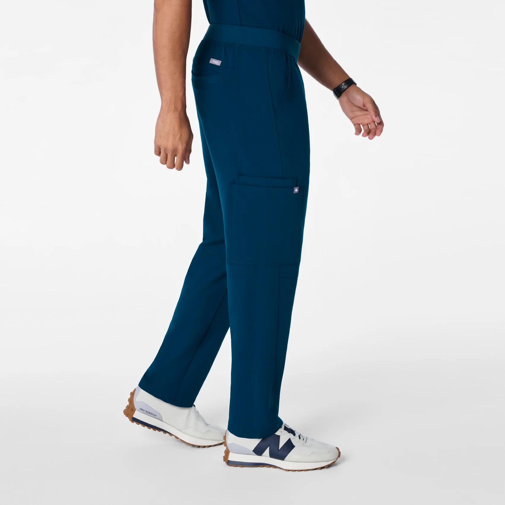 men's Deep Reef Axim - Tall Cargo Scrub Pant™ - Image 3