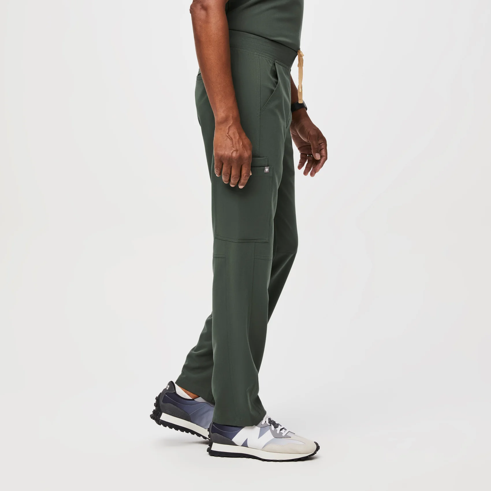 men's Moss Axim - Short Cargo Scrub Pant™ - Image 3