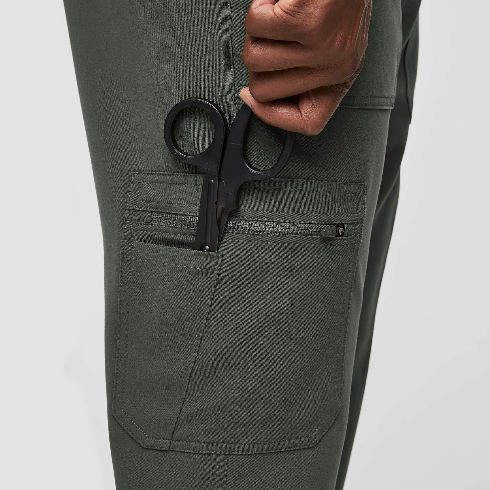 men's Moss Cairo - Short Cargo Scrub Pant™ - Image 6