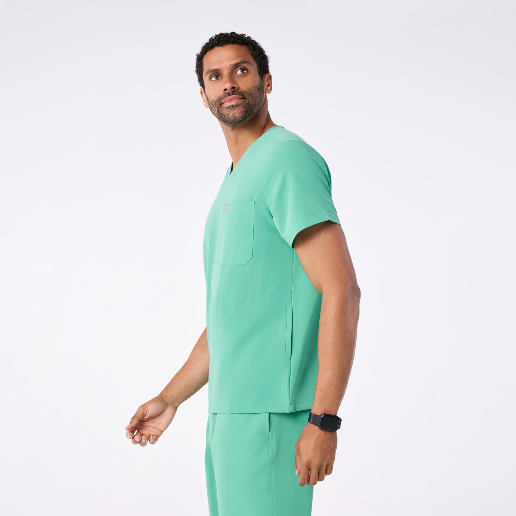 men's Surgical Green Chisec - Three-Pocket Scrub Top™ - Image 3