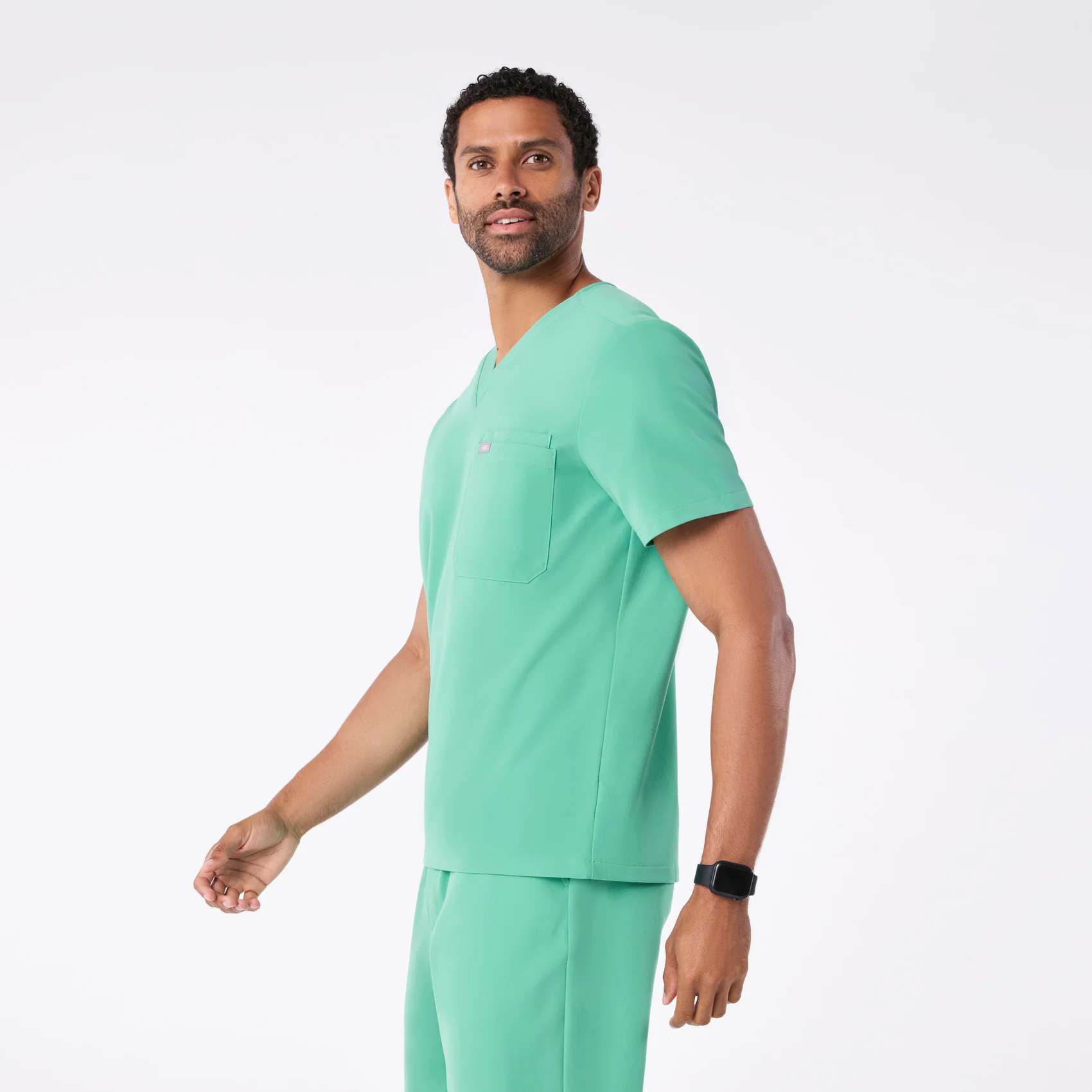 men's Surgical Green Leon - Three-Pocket Scrub Top™ - Image 3