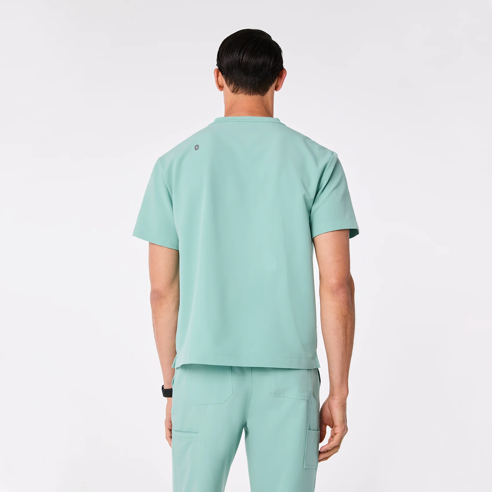 men's Seaglass Landen - Crewneck Scrub Top - Image 4