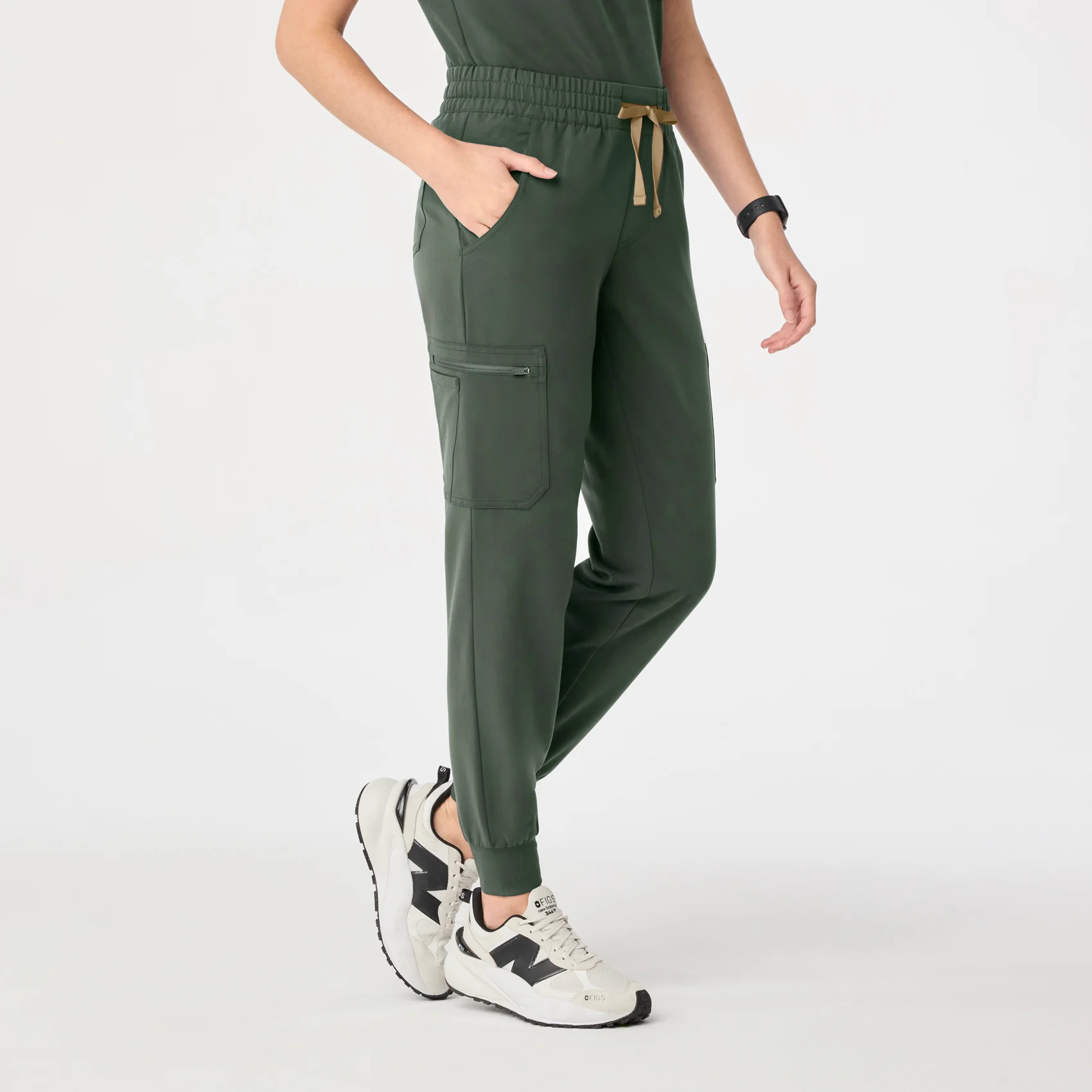 women's Moss Uman Relaxed - Tall Jogger Scrub Pant - Image 3